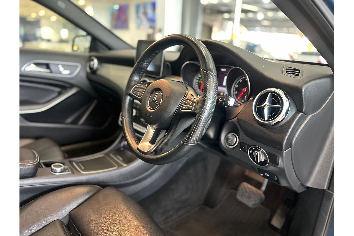 2019 Mercedes-Benz GLA-Class GLA250 X156