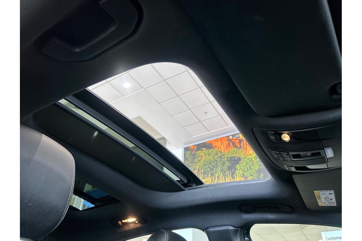2019 Mercedes-Benz GLA-Class GLA250 X156