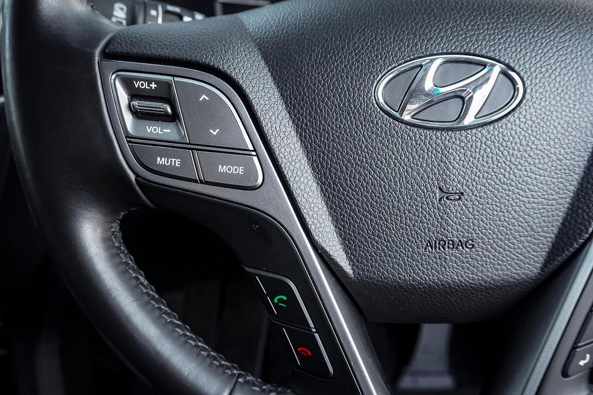 2018 Hyundai Santa Fe Highlander DM5 Series II