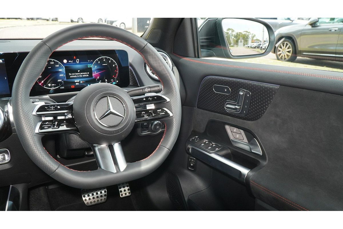 2025 Mercedes-Benz GLB-Class GLB200 X247
