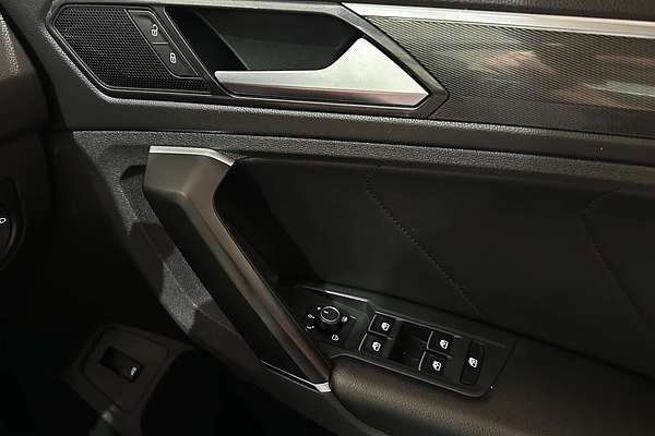 2017 Volkswagen Tiguan 162TSI Highline 5N
