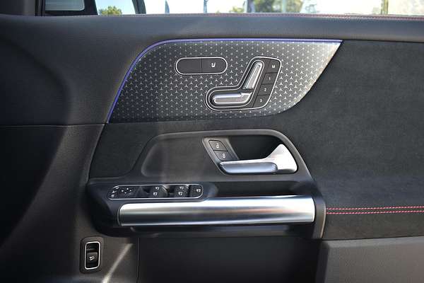2024 Mercedes-Benz GLA-Class GLA200 H247