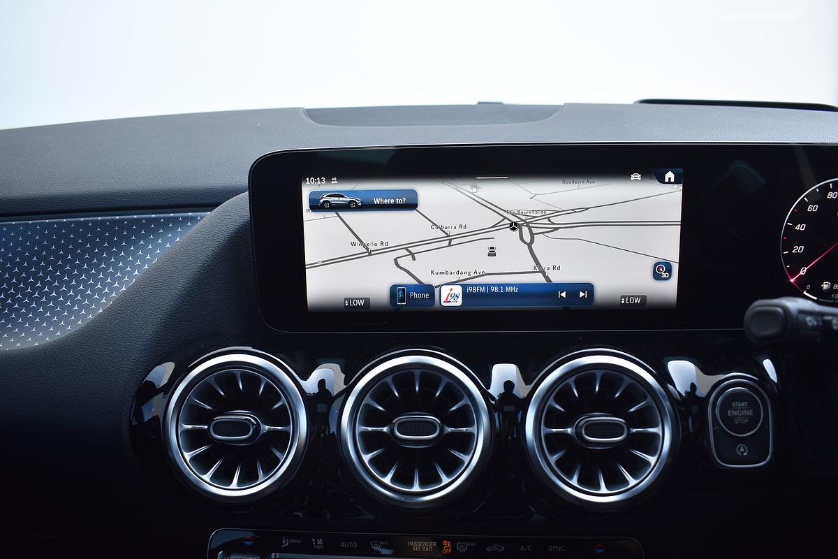 2024 Mercedes-Benz GLA-Class GLA200 H247