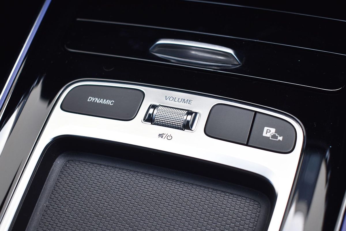 2024 Mercedes-Benz GLA-Class GLA200 H247
