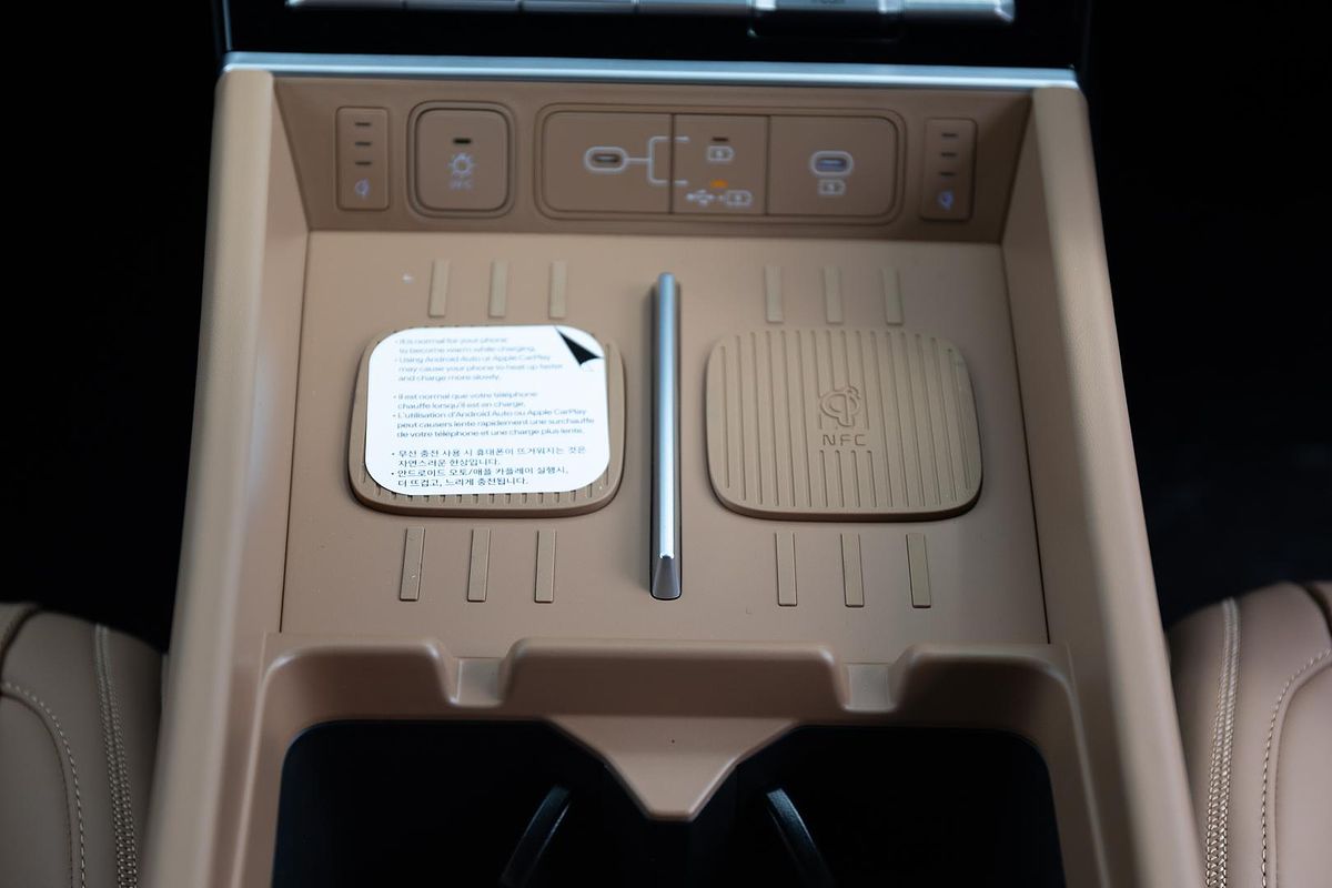 2025 Hyundai Santa Fe Hybrid Calligraphy MX5.V2