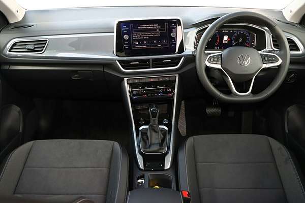 2025 Volkswagen T-Roc 110TSI Style D11