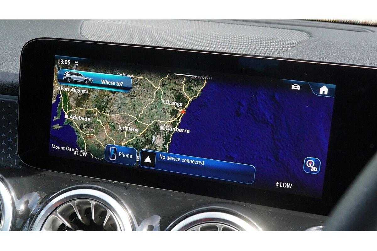 2025 Mercedes-Benz GLB-Class GLB200 X247