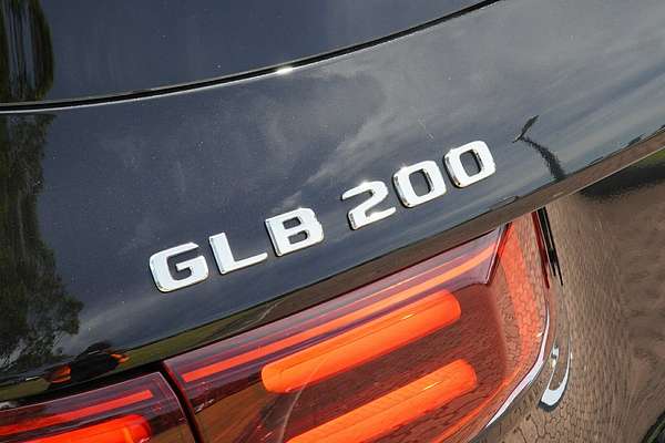 2025 Mercedes-Benz GLB-Class GLB200 X247