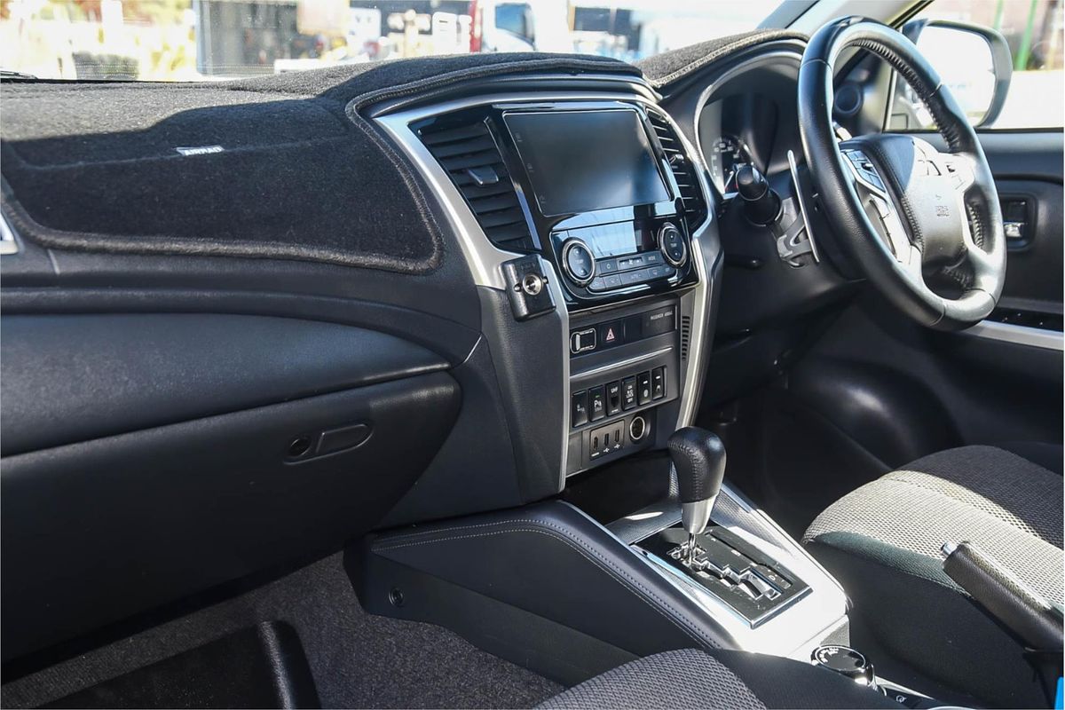 2021 Mitsubishi Triton GLS MR 4X4
