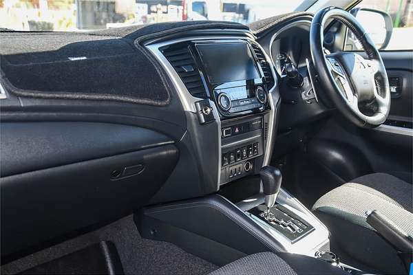 2021 Mitsubishi Triton GLS MR 4X4
