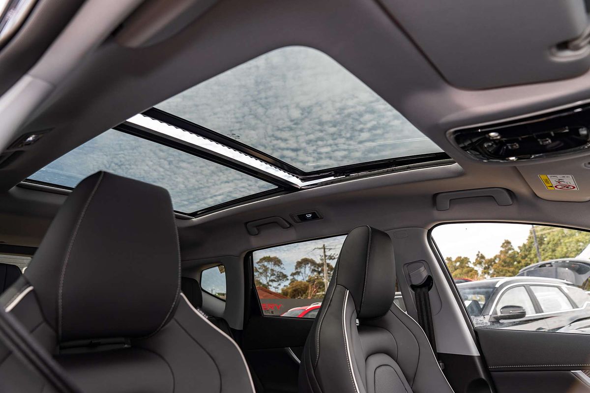 2025 Chery Tiggo 7 Super Hybrid Ultimate T32