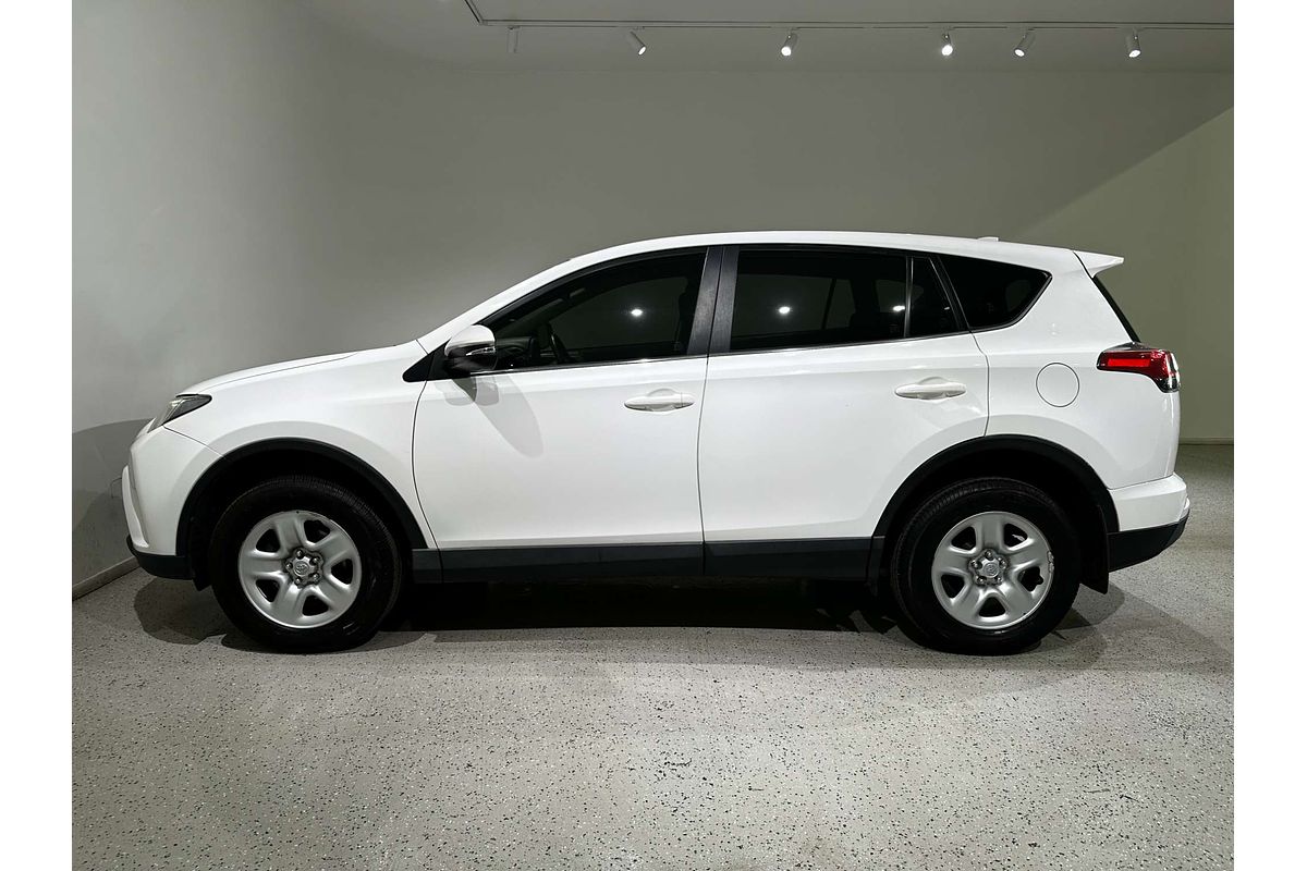 2017 Toyota RAV4 GX ASA44R
