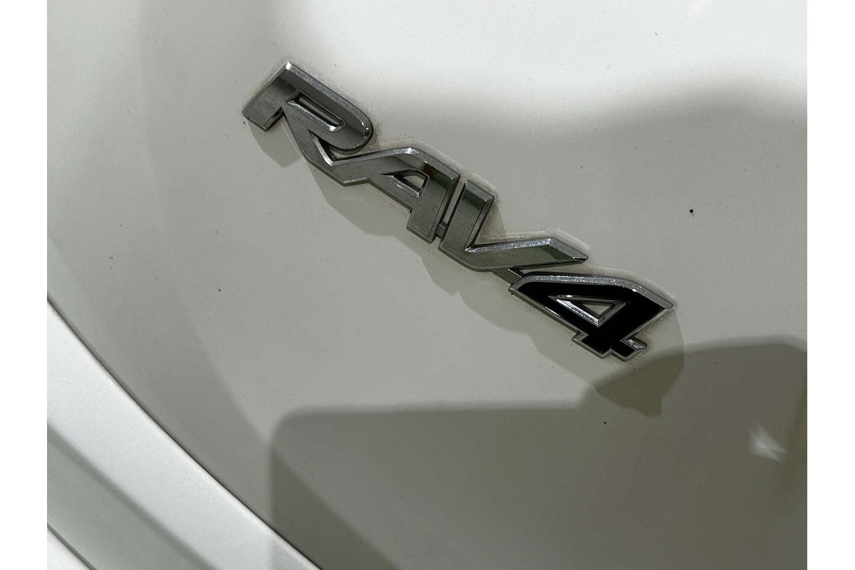 2017 Toyota RAV4 GX ASA44R