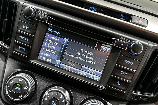 2017 Toyota RAV4 GX ASA44R