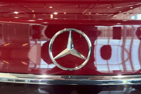 2025 Mercedes-Benz E-Class E200 W214