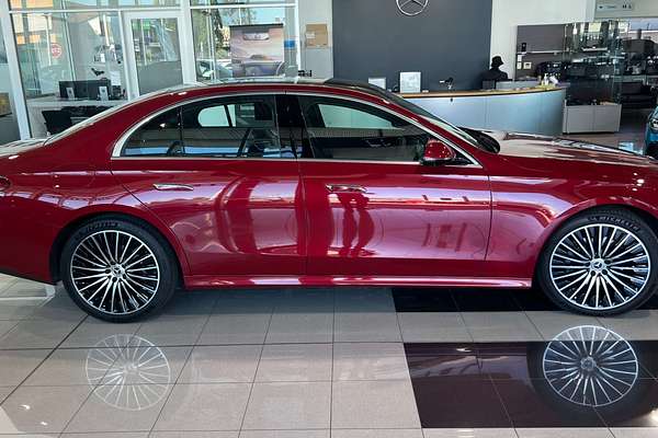 2025 Mercedes-Benz E-Class E200 W214