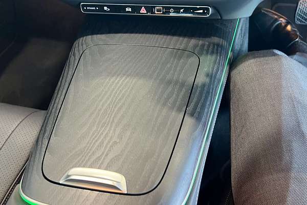 2025 Mercedes-Benz E-Class E200 W214
