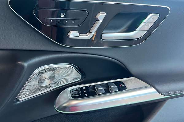 2025 Mercedes-Benz E-Class E200 W214