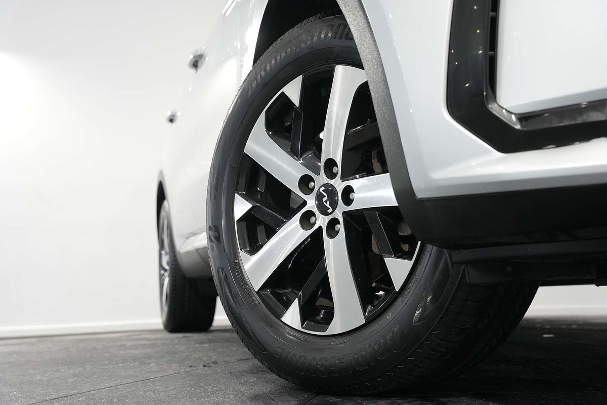 2022 Kia Sorento Sport MQ4