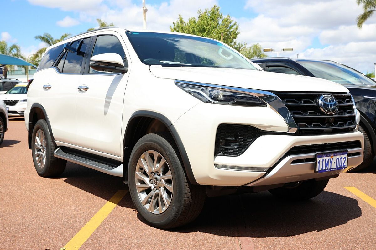 2022 Toyota Fortuner Crusade GUN156R