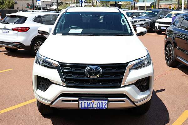2022 Toyota Fortuner Crusade GUN156R