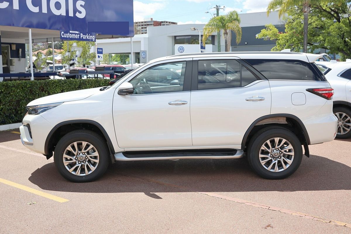 2022 Toyota Fortuner Crusade GUN156R