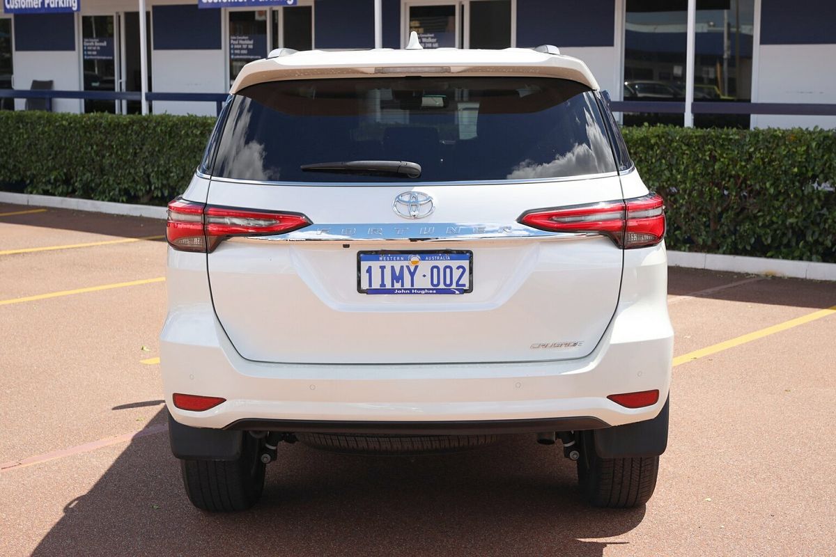 2022 Toyota Fortuner Crusade GUN156R