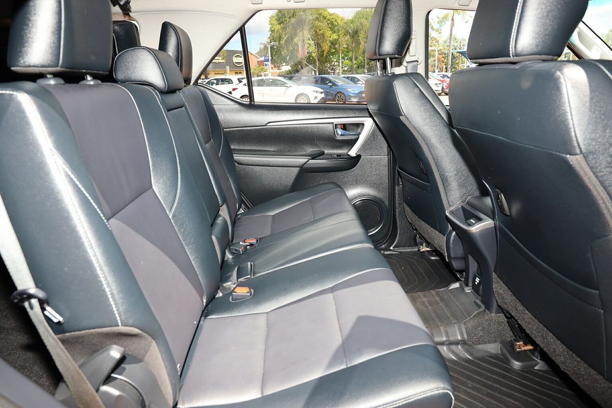 2022 Toyota Fortuner Crusade GUN156R