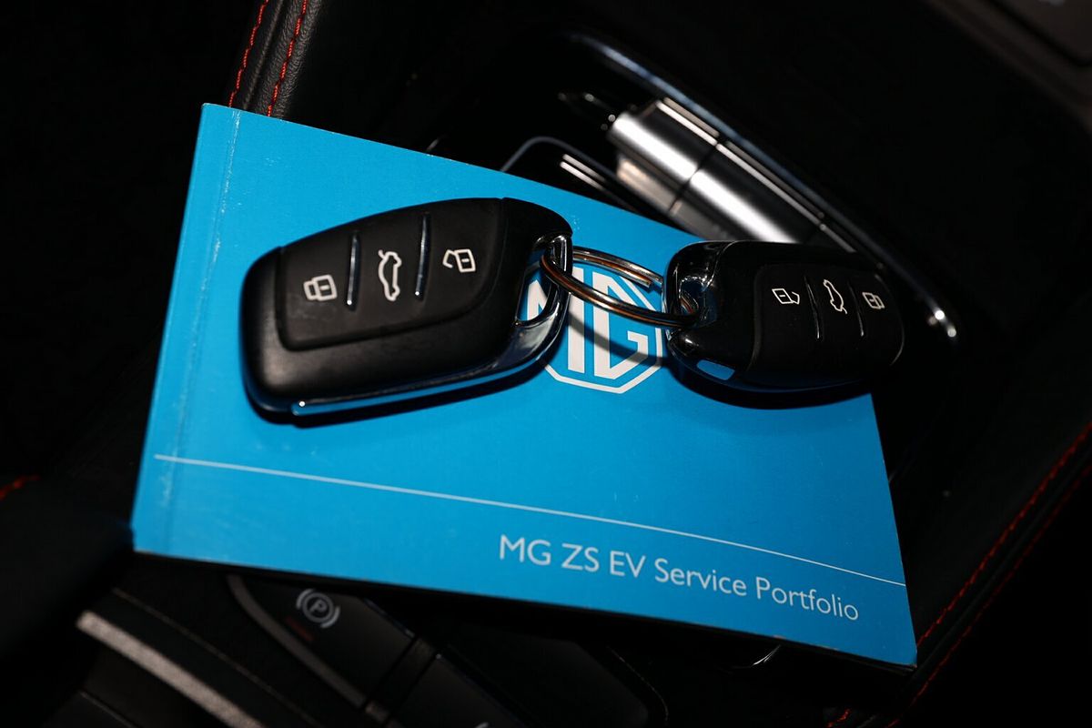 2024 MG ZS EV Essence AZS1