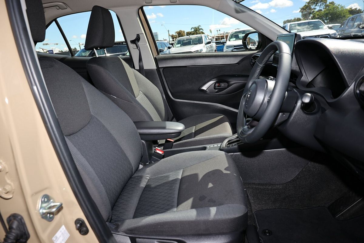 2024 Toyota Yaris Cross GX MXPJ10R