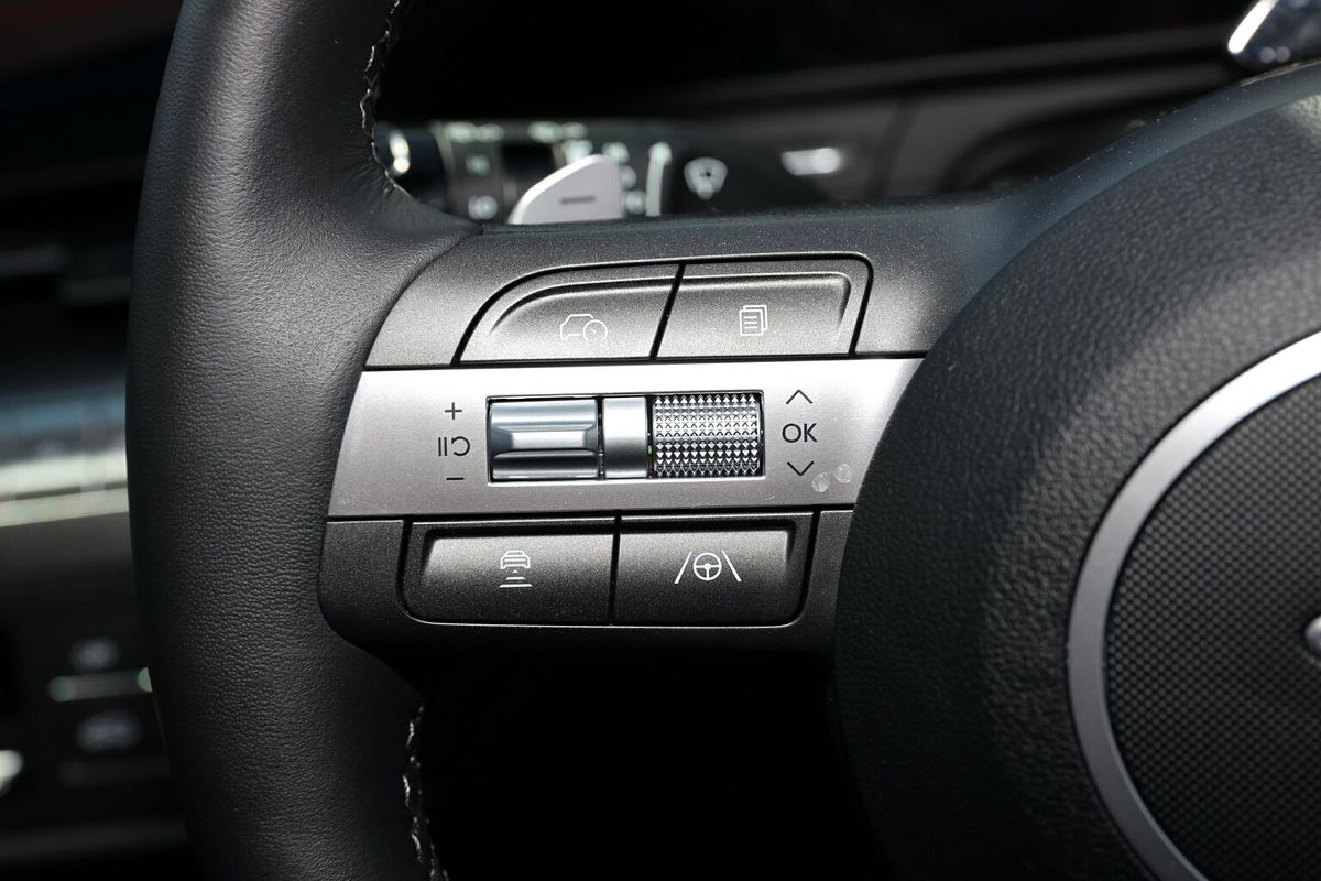 2025 Hyundai Kona Premium SX2.V2