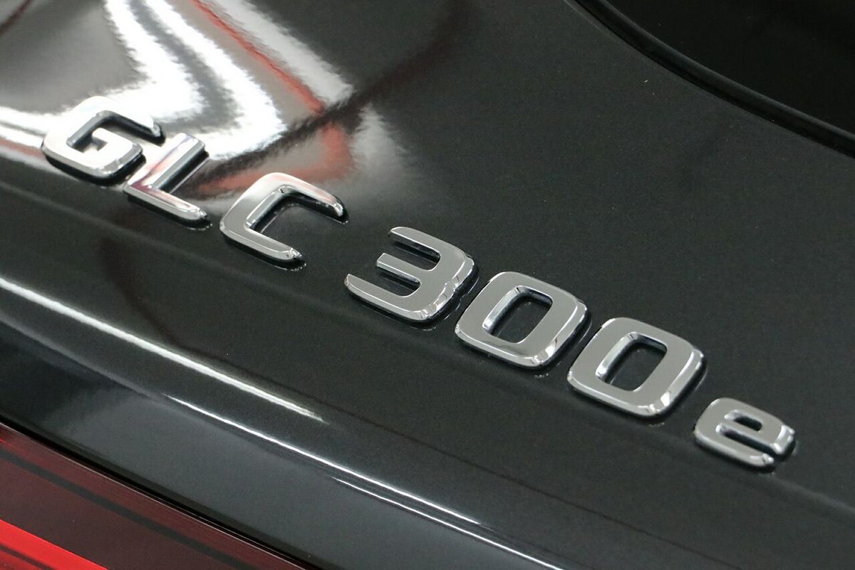2021 Mercedes-Benz GLC-Class GLC300 e X253