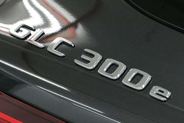 2021 Mercedes-Benz GLC-Class GLC300 e X253