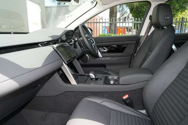 2025 Land Rover Discovery Sport P200 S L550