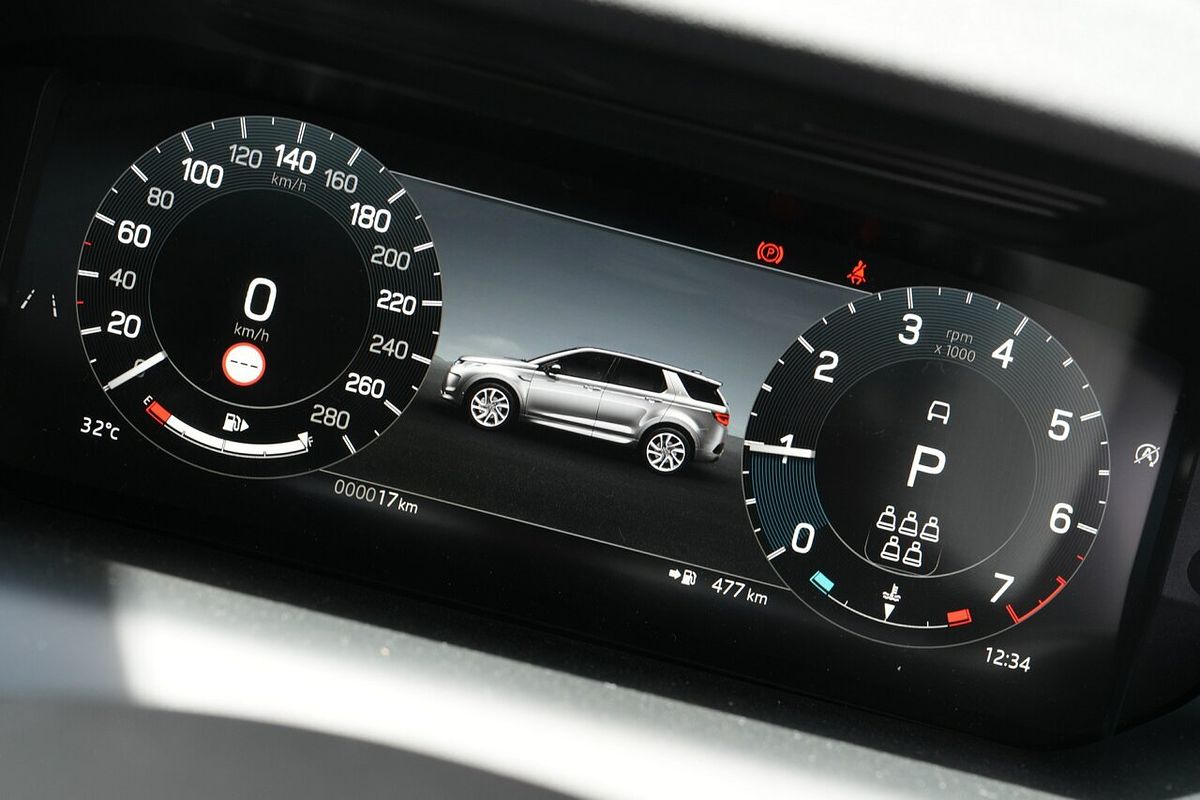 2025 Land Rover Discovery Sport P200 S L550