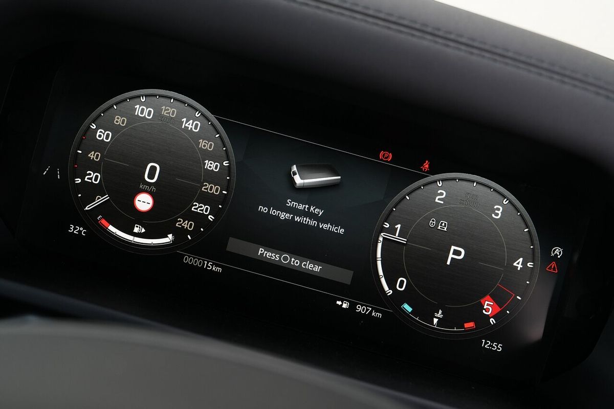 2025 Land Rover Defender 110 D250 S L663