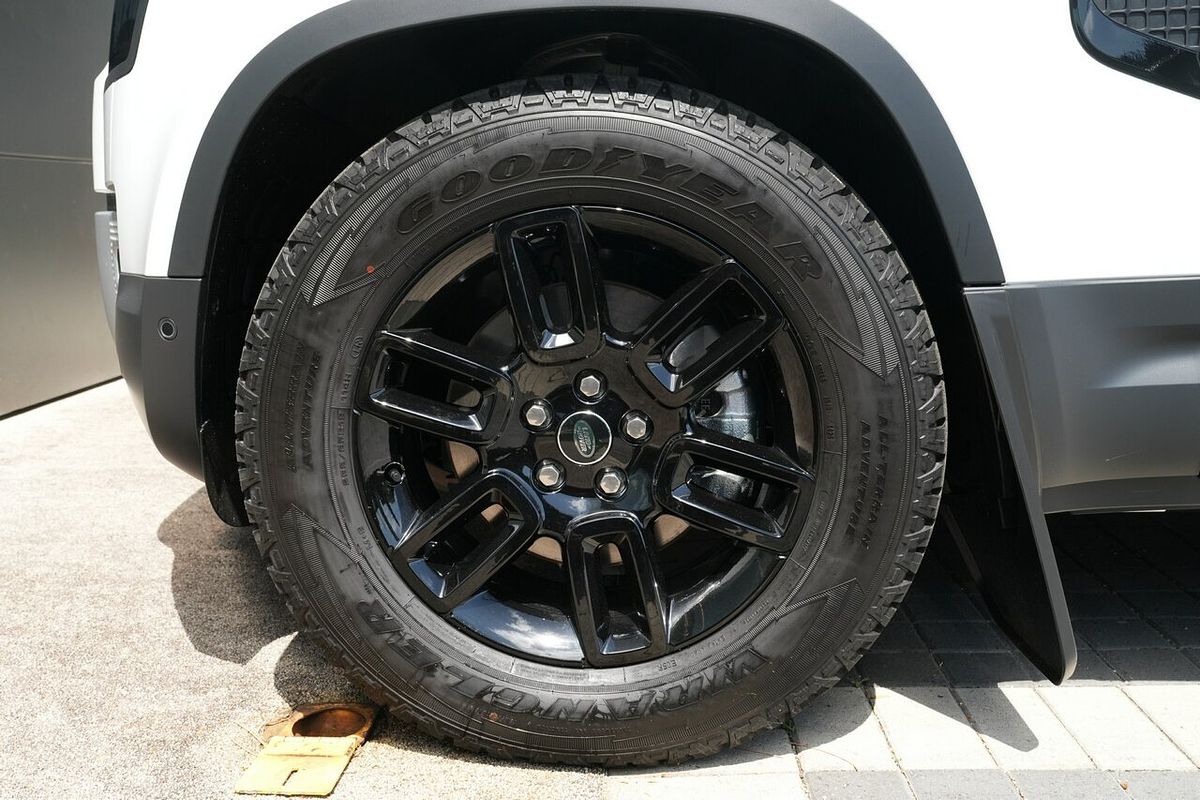 2025 Land Rover Defender 110 D250 S L663