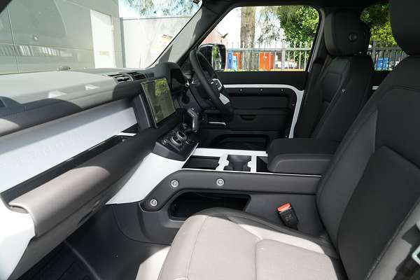 2025 Land Rover Defender 110 D250 S L663