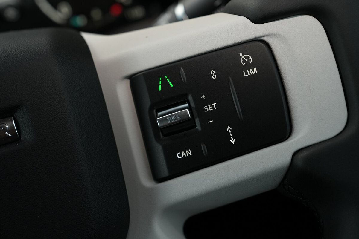 2025 Land Rover Defender 110 D250 S L663
