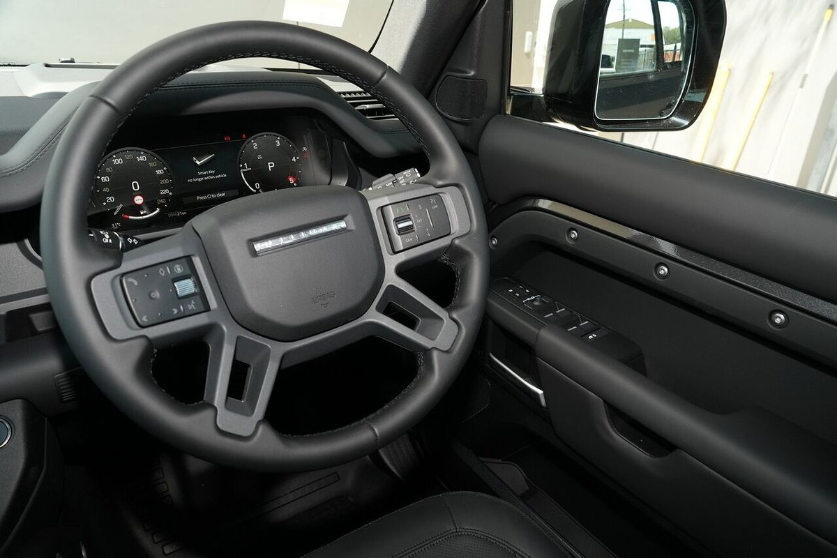 2025 Land Rover Defender 110 D350 X-Dynamic HSE L663