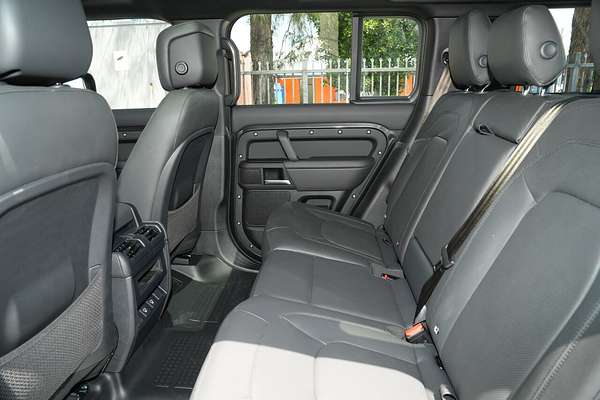 2025 Land Rover Defender 110 D350 X-Dynamic HSE L663