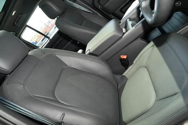 2025 Land Rover Defender 110 D350 X-Dynamic HSE L663