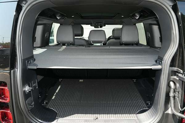2025 Land Rover Defender 110 D350 X-Dynamic HSE L663