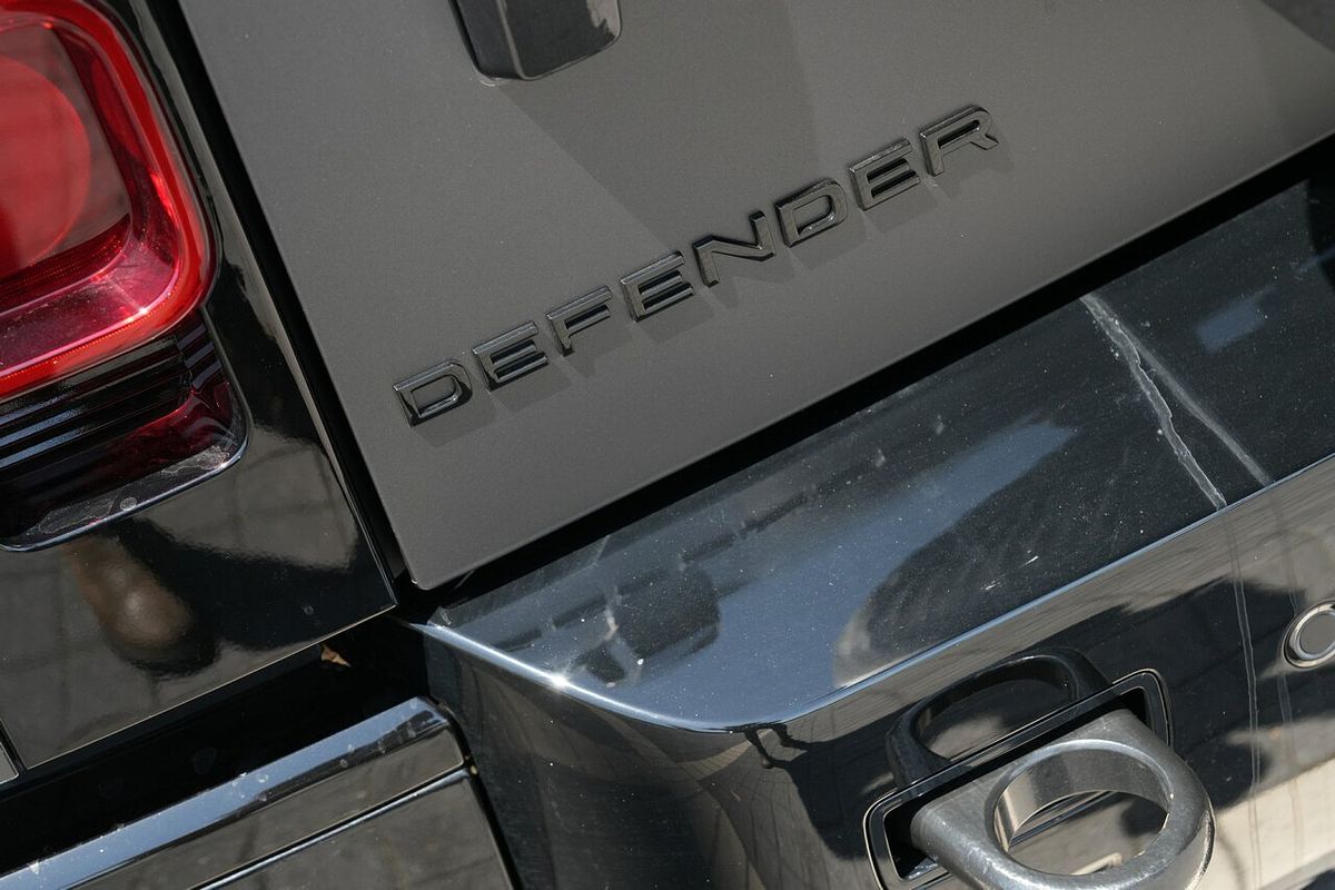 2025 Land Rover Defender 110 D350 X-Dynamic HSE L663