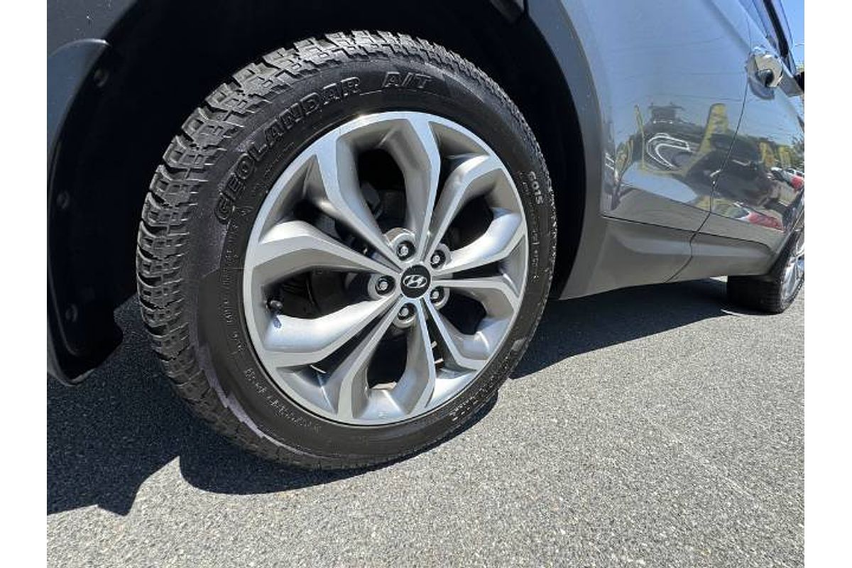 2013 Hyundai Santa Fe Highlander DM