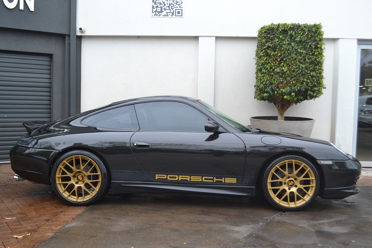 1998 Porsche 911 Carrera 996