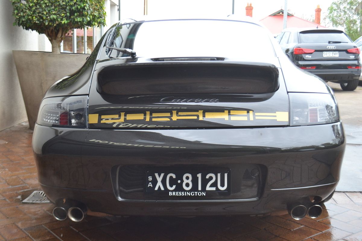 1998 Porsche 911 Carrera 996