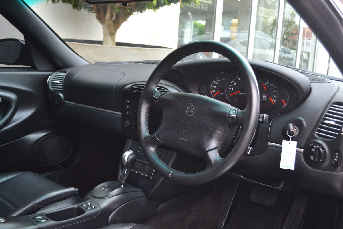 1998 Porsche 911 Carrera 996