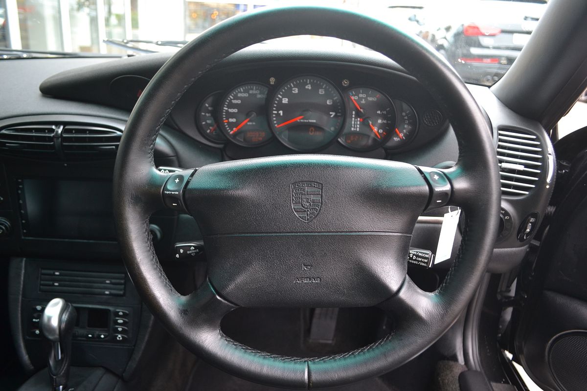 1998 Porsche 911 Carrera 996