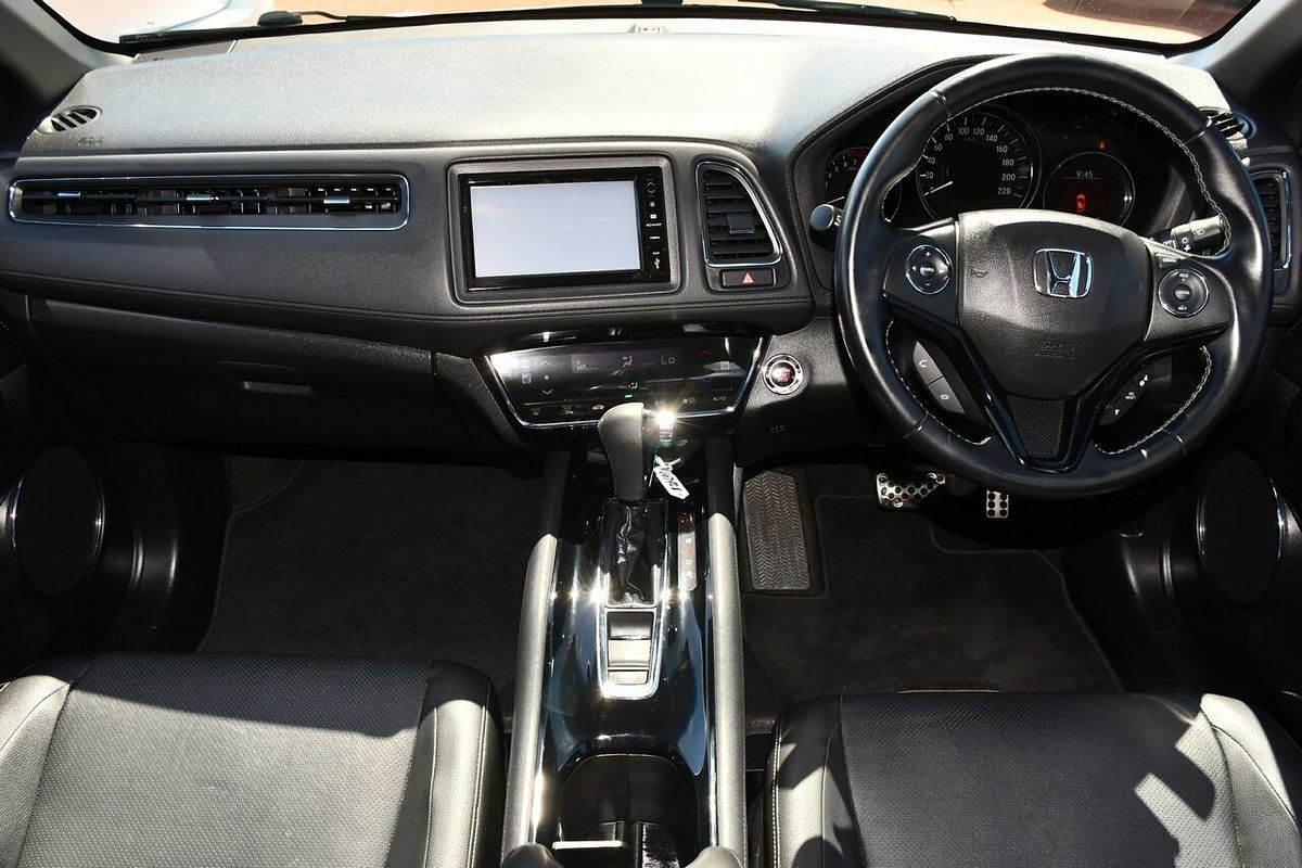 2018 Honda HR-V RS